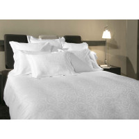 Комплект постільної білизни (Підковдра 200х220, прост. 270х290, 4 нав. 50х70) White Leonardo Hemstitch PDJ Signoria