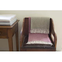 Плед 130х180 Ivory/ Pistachio Melange Throws Signoria