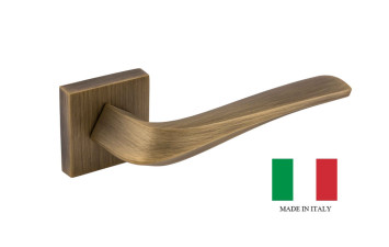 Комплект дверних ручок Forme Minerva